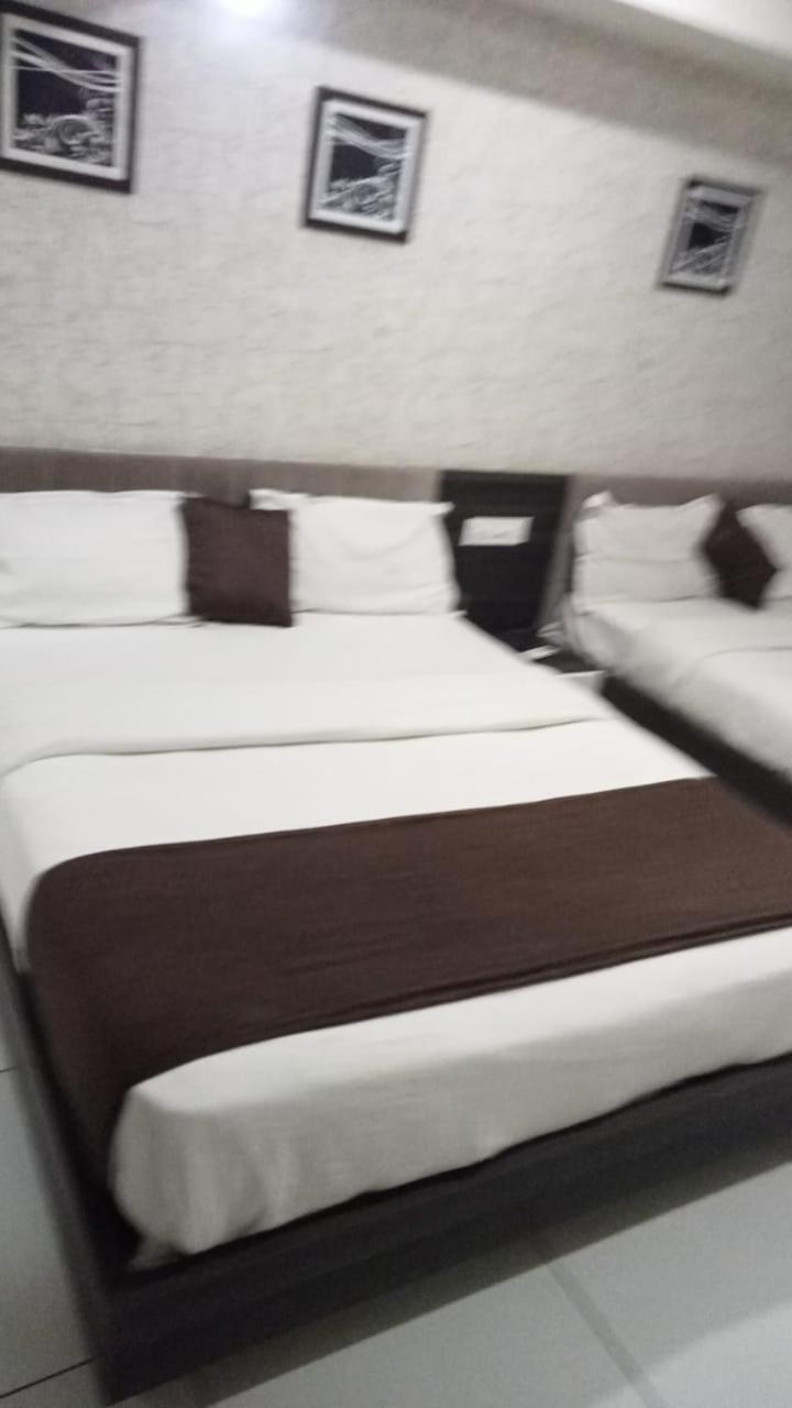 Hotel Best Velly Gandhinagar Dış mekan fotoğraf