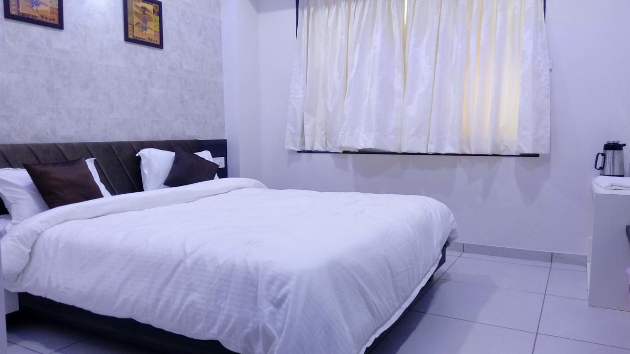 Hotel Best Velly Gandhinagar Dış mekan fotoğraf