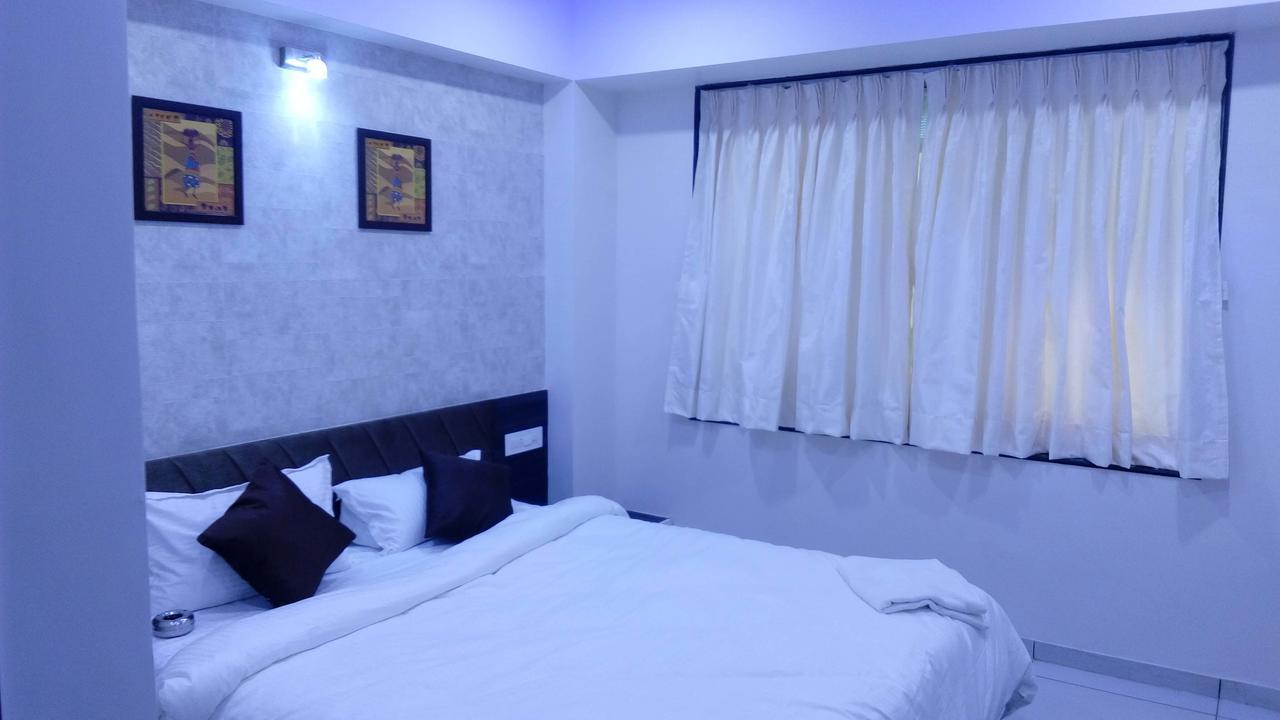 Hotel Best Velly Gandhinagar Dış mekan fotoğraf